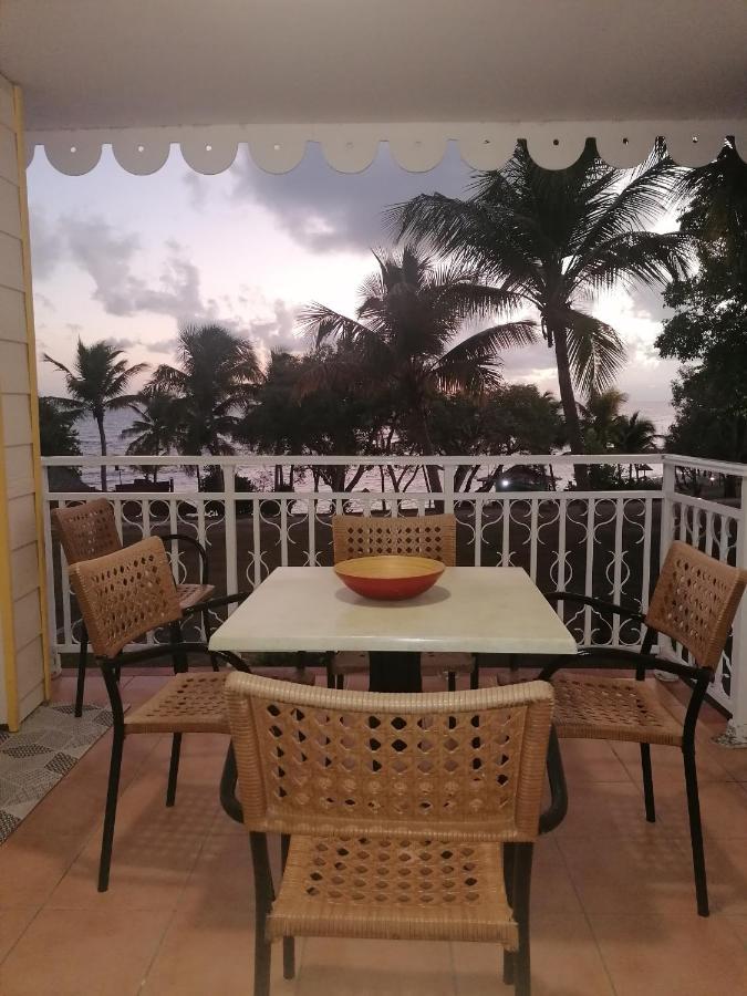 At Home ساينت آن المظهر الخارجي الصورة
